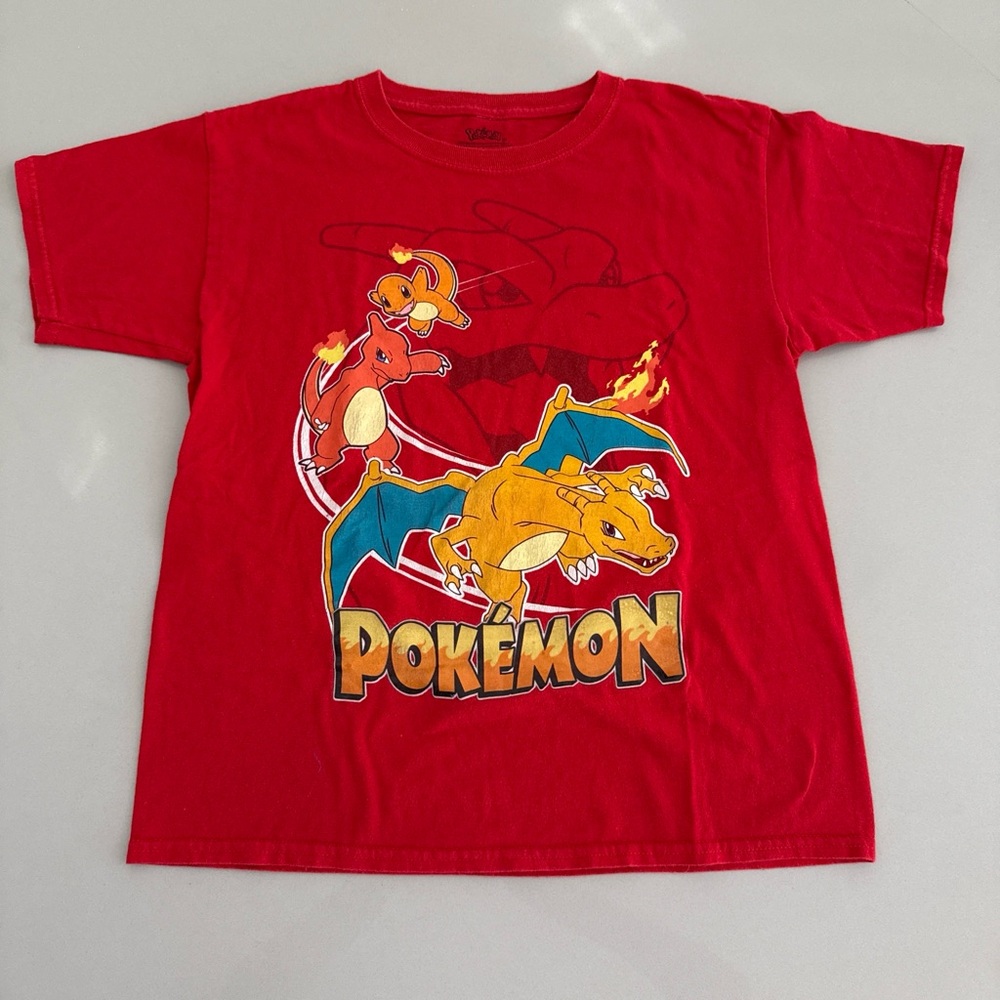 Red Charizard & Charmander Graphic Pokemon Kids T-Shirt Size L
